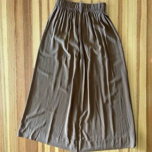 Elizabeth Suzann Bel Skirt Moss Silk Crepe M-T, like new